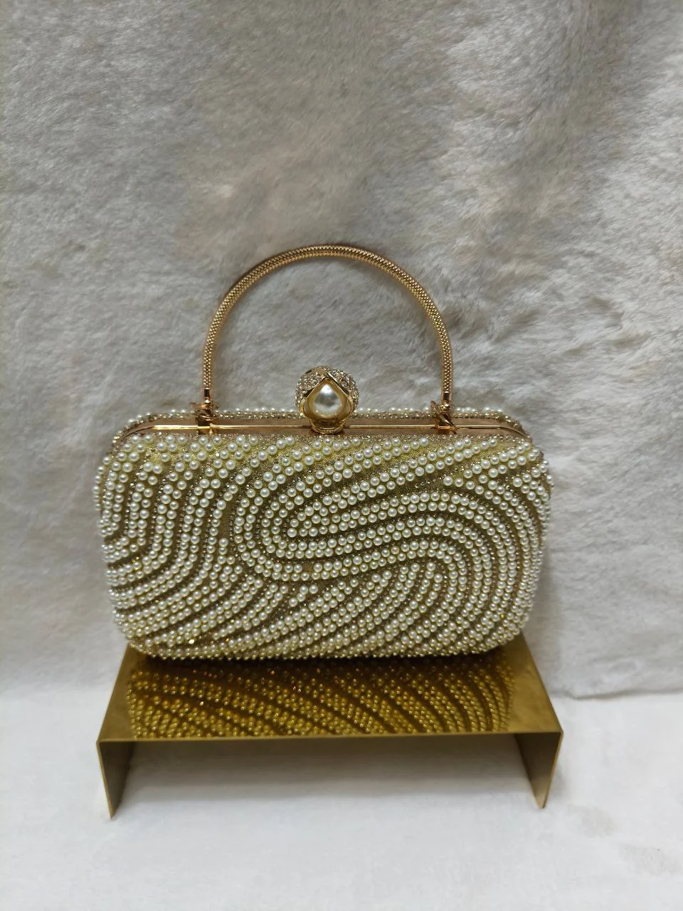 Luxury Pearl Embellished Party Clutch