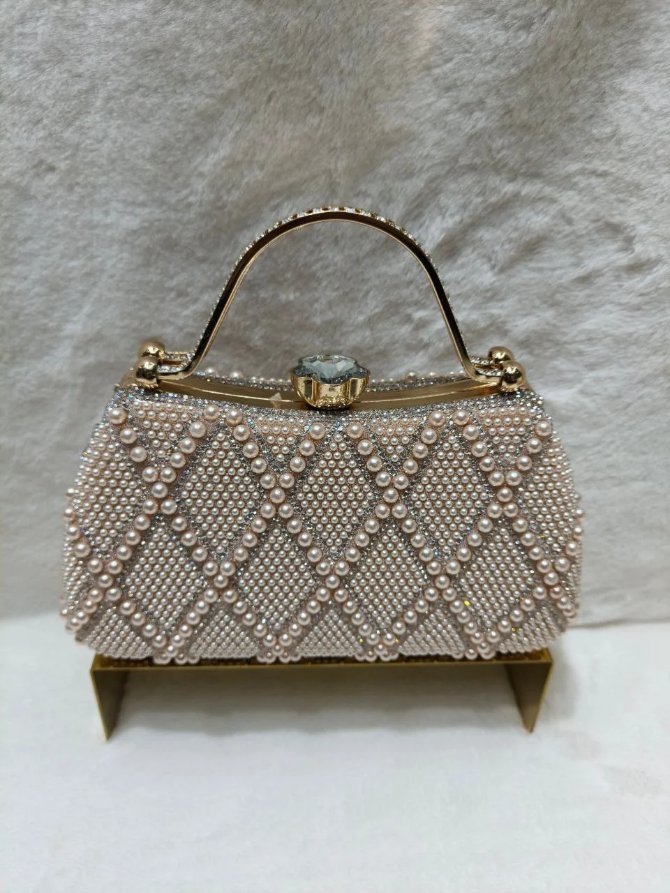 Luxury Pearl Embellished Party Clutch