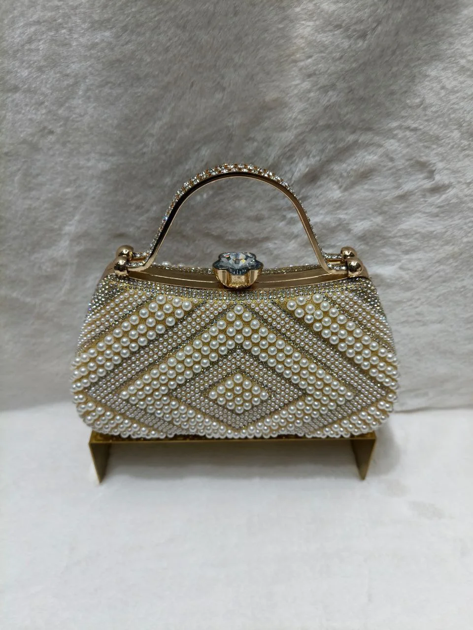 Luxury Pearl Embellished Party Clutch