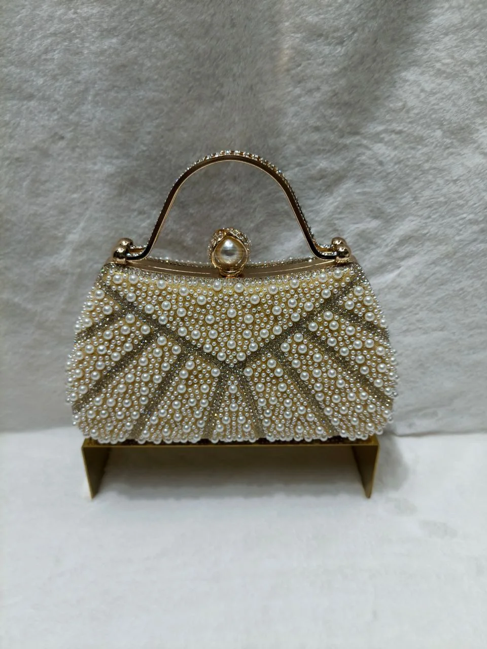 Luxury Pearl Embellished Party Clutch