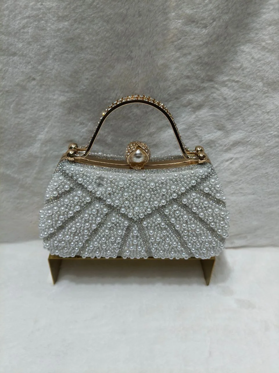 Luxury Pearl Embellished Party Clutch