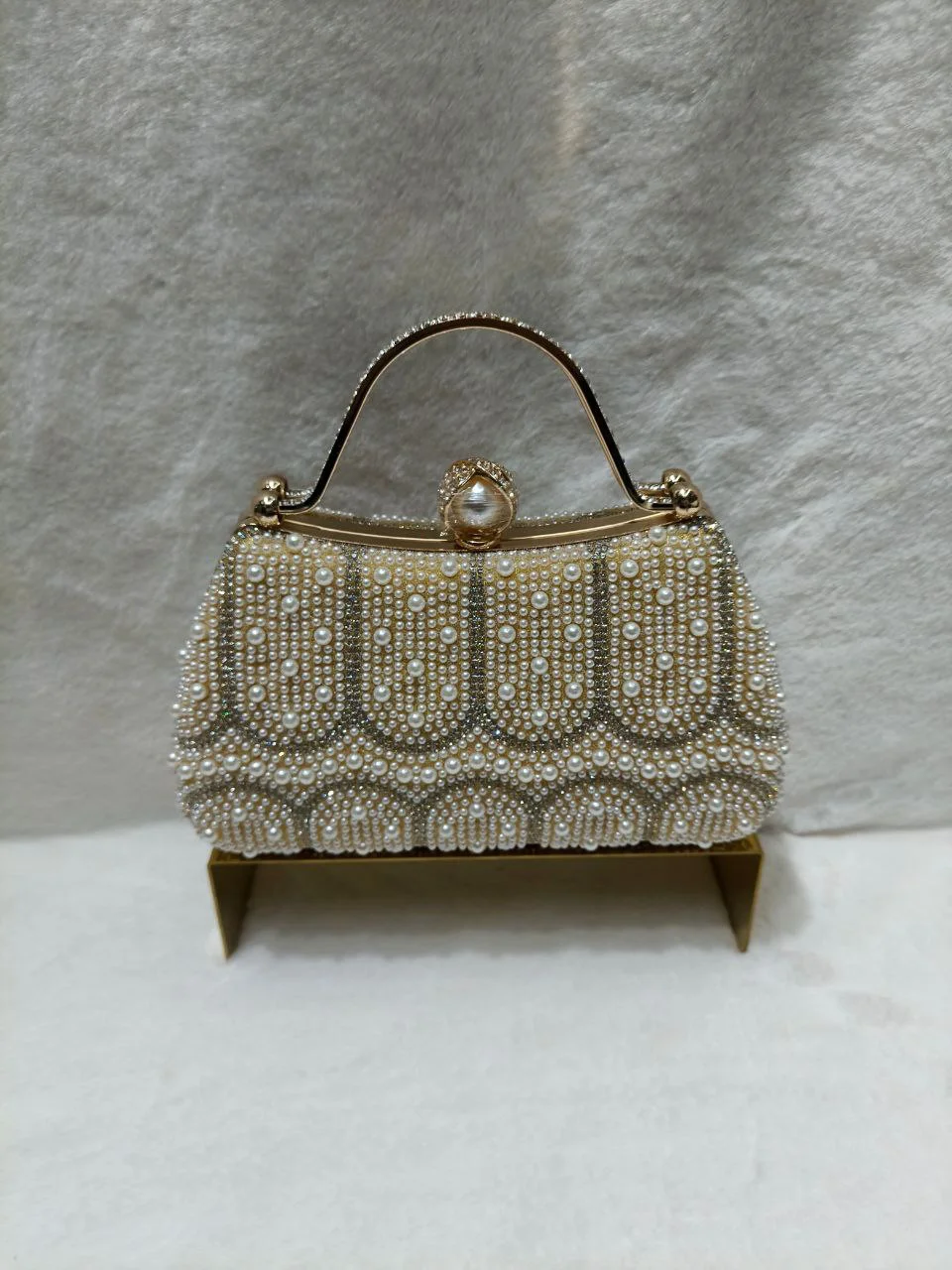 Luxury Pearl Embellished Party Clutch