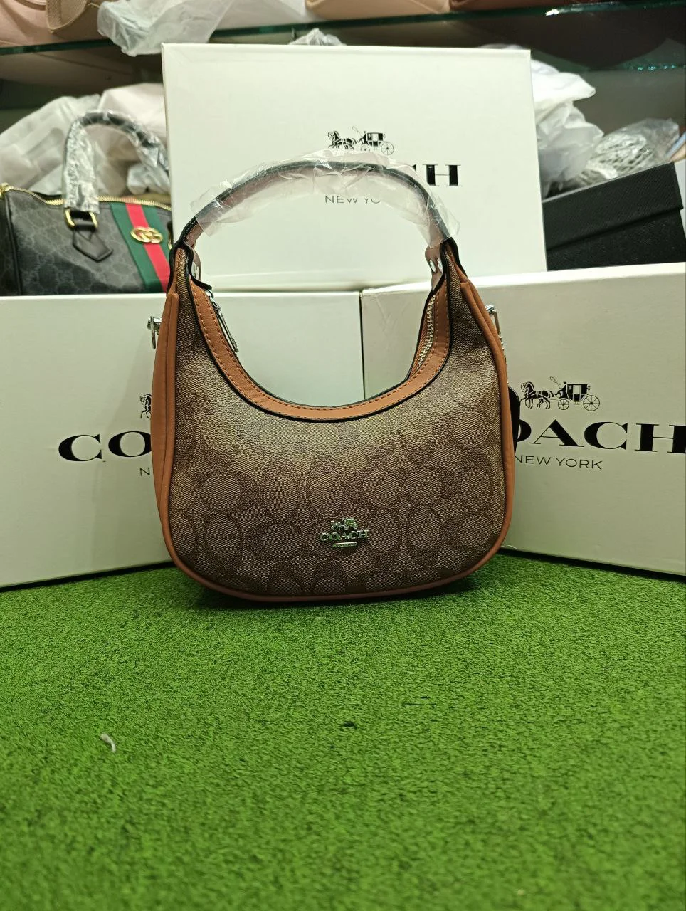 Premium Coach Shoulder Handbag