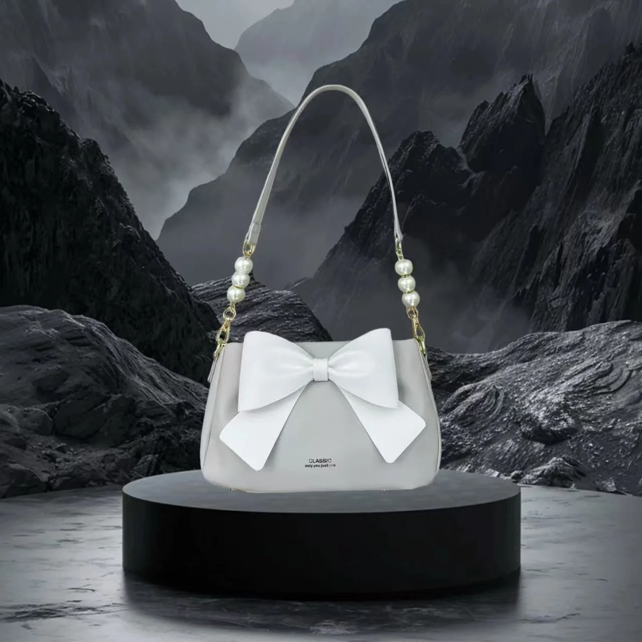 Premium Pearl Bow Classic Shoulder Bag